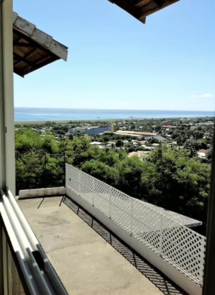 Manureva Moana Apartment Near Airport & Papeete Sea View A C 4 Pers