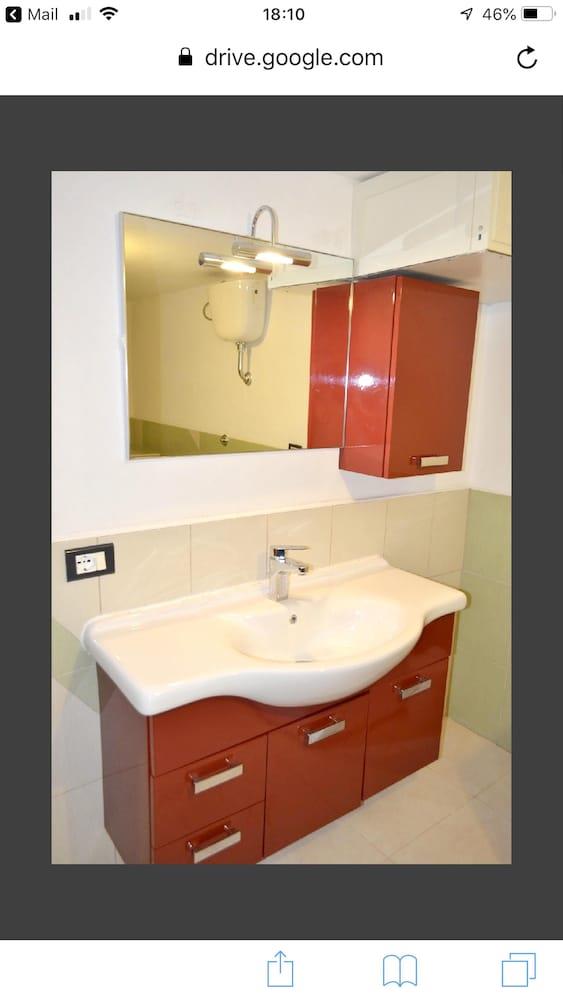 Apartment With 2 Bedrooms In Cea Barisardo, With Enclosed Garden - 300 M From The Beach