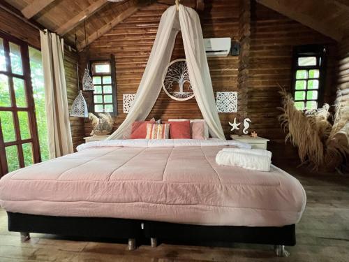 Mistica Island Hostel