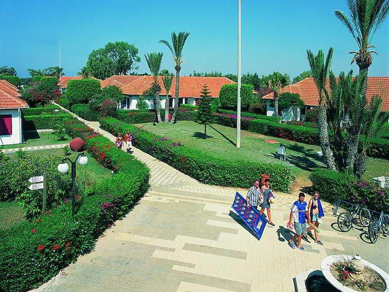 Faros Holiday Village