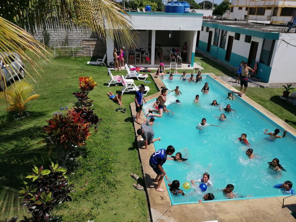 Cabañas Cordelia Tonsupa