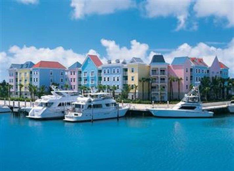 Atlantis Harborside Resort