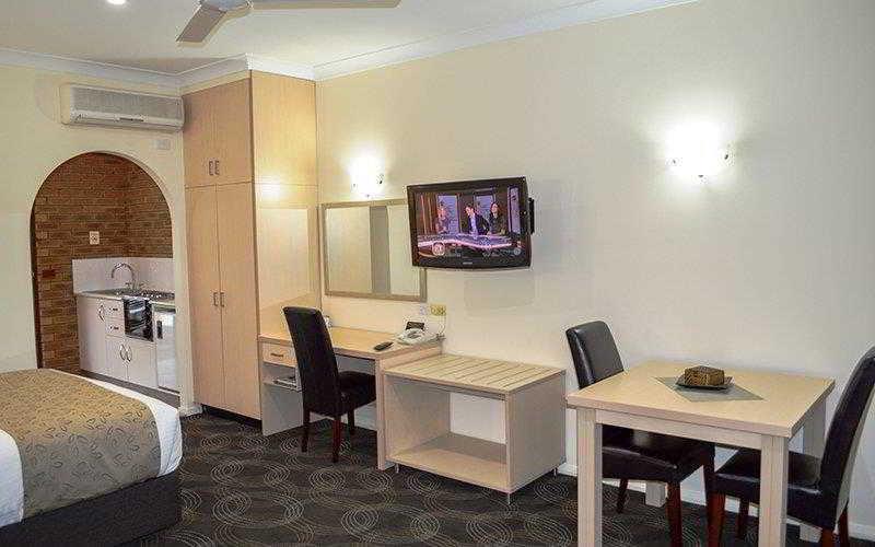 Best Western Heritage Motor Inn