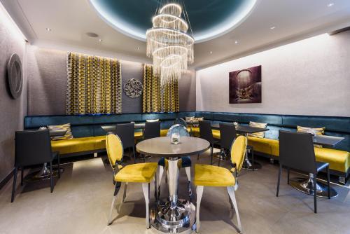 Rq Boutique & Unique