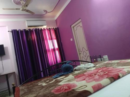 Binapani Hotel & Restaurant