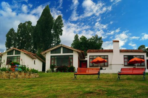 Hotel Cabanas San Cayetano