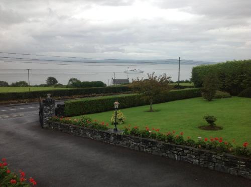 Seawater View Bed & Breakfast