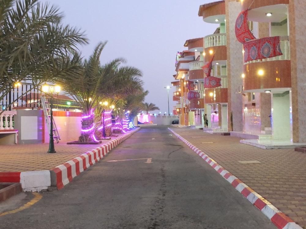 La Fontaine Al Ahmadi Plaza Resort