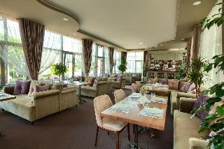 Imperial Palace Hotel