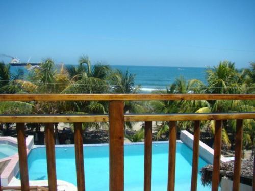 Hotel Y Restaurante Cesar Mariscos