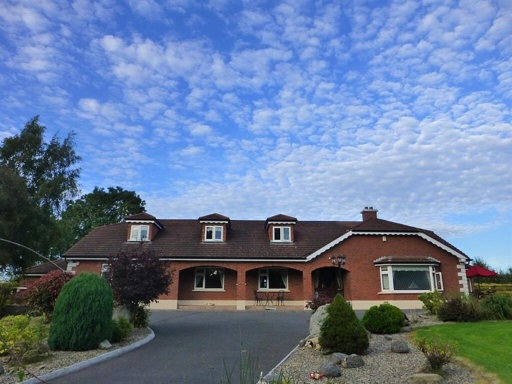 Plantation Lodge B&B