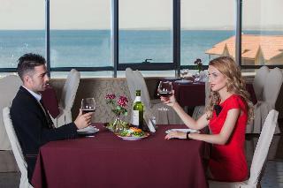 Best Western Bohemian Resort