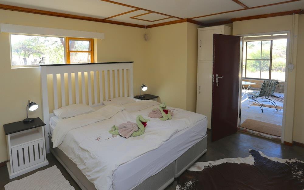 Dusternbrook Safari Guest Farm