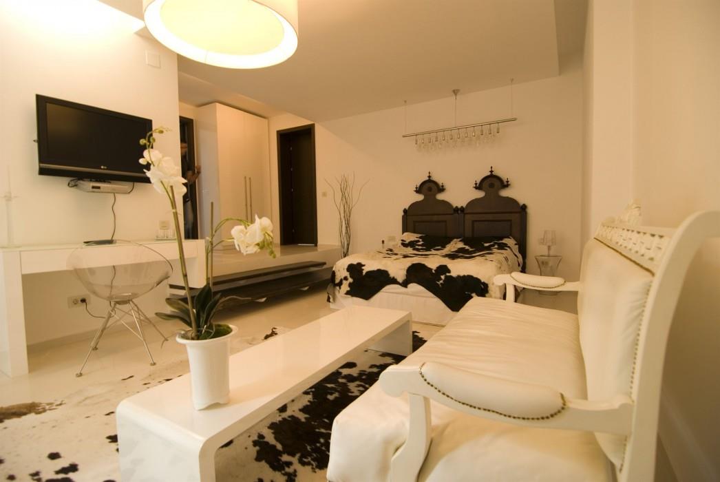 Villa Chambers'n Charm