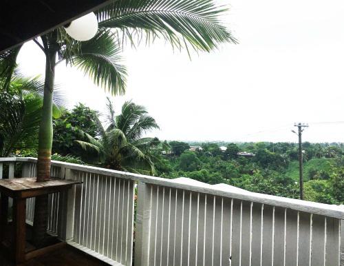 Apaula Heights Lounge