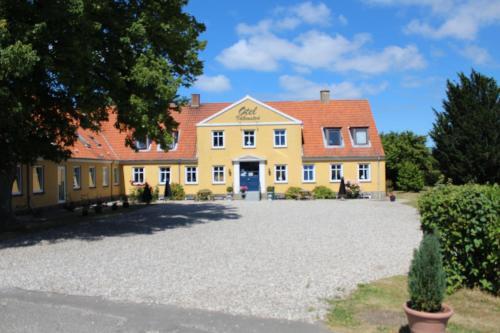 Otel Våbensted Bed & Breakfast