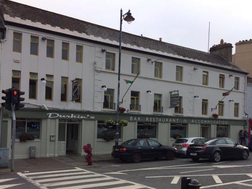 Durkin’S Bar Restaurant & Accommodation
