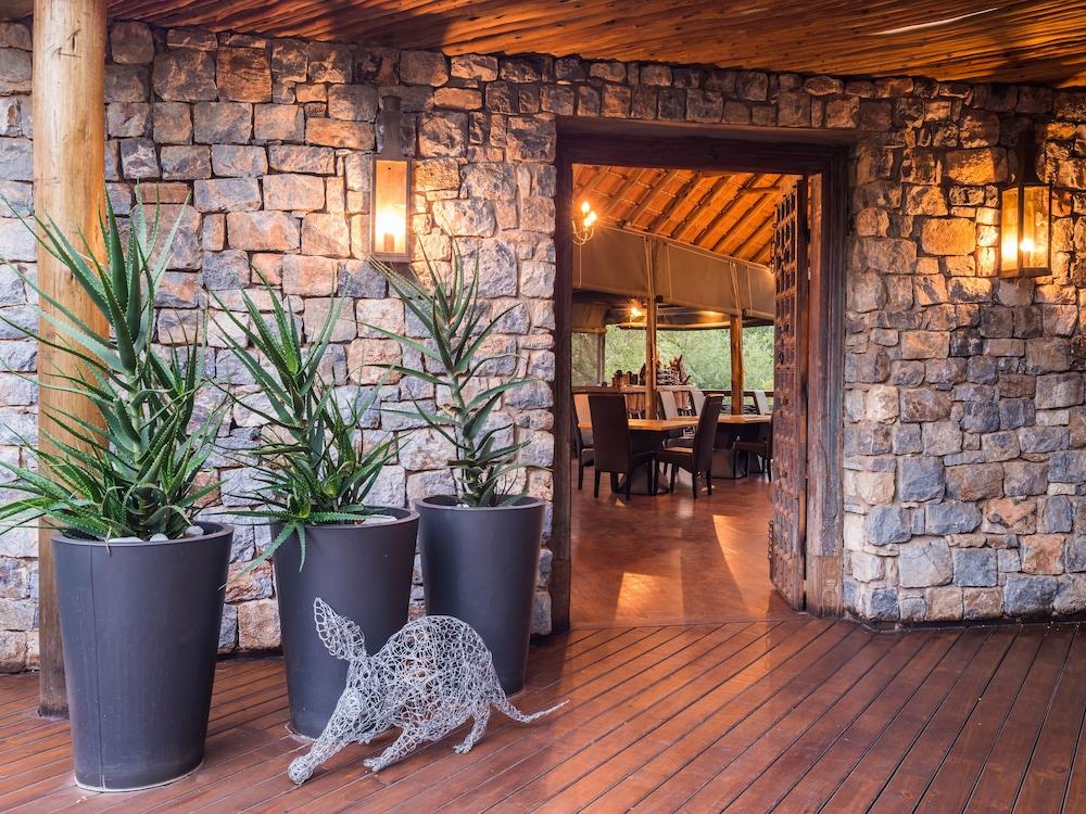 Aha Thakadu River Camp