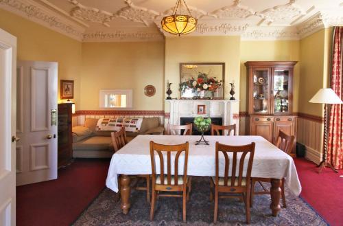 Bard House Bed And Breakfast