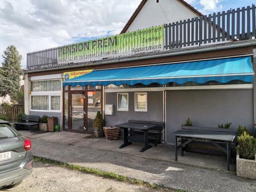 Gästehaus Red Field