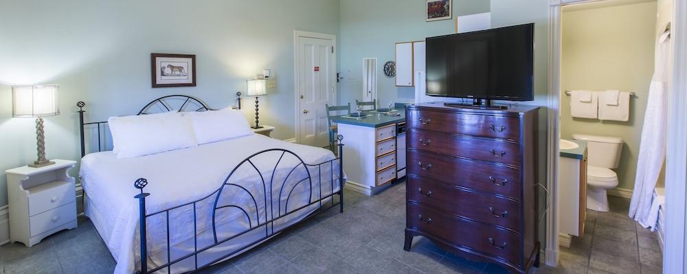 Chipman Hill Suites Yeats House