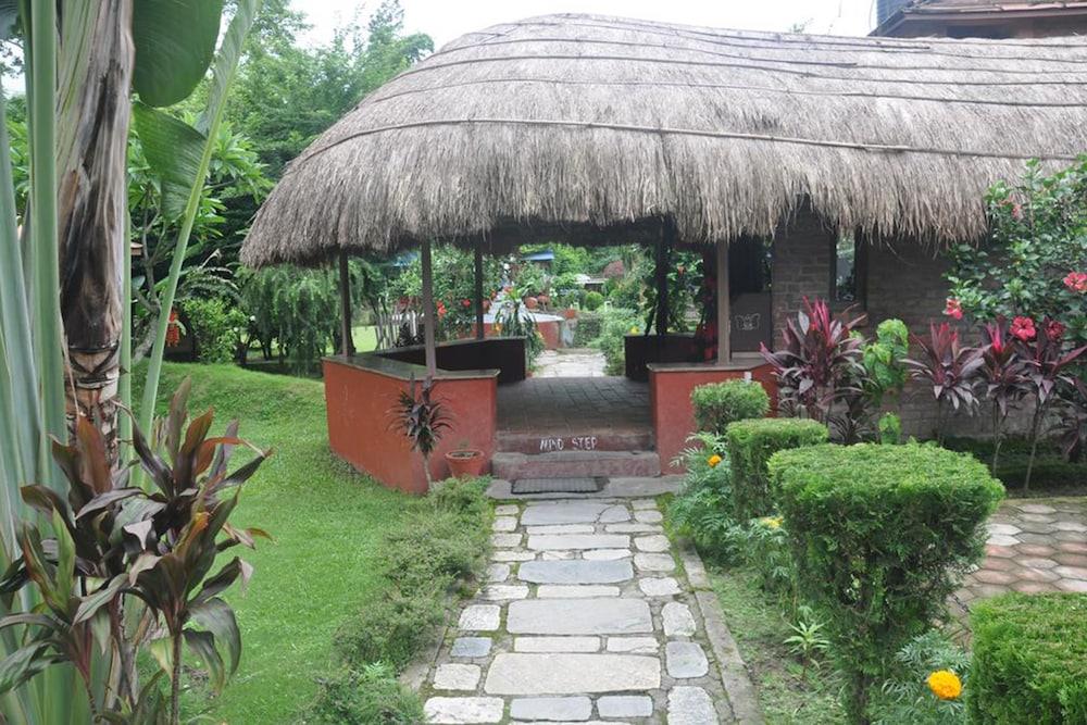 Hotel Elephant Camp & Korean Restaurant