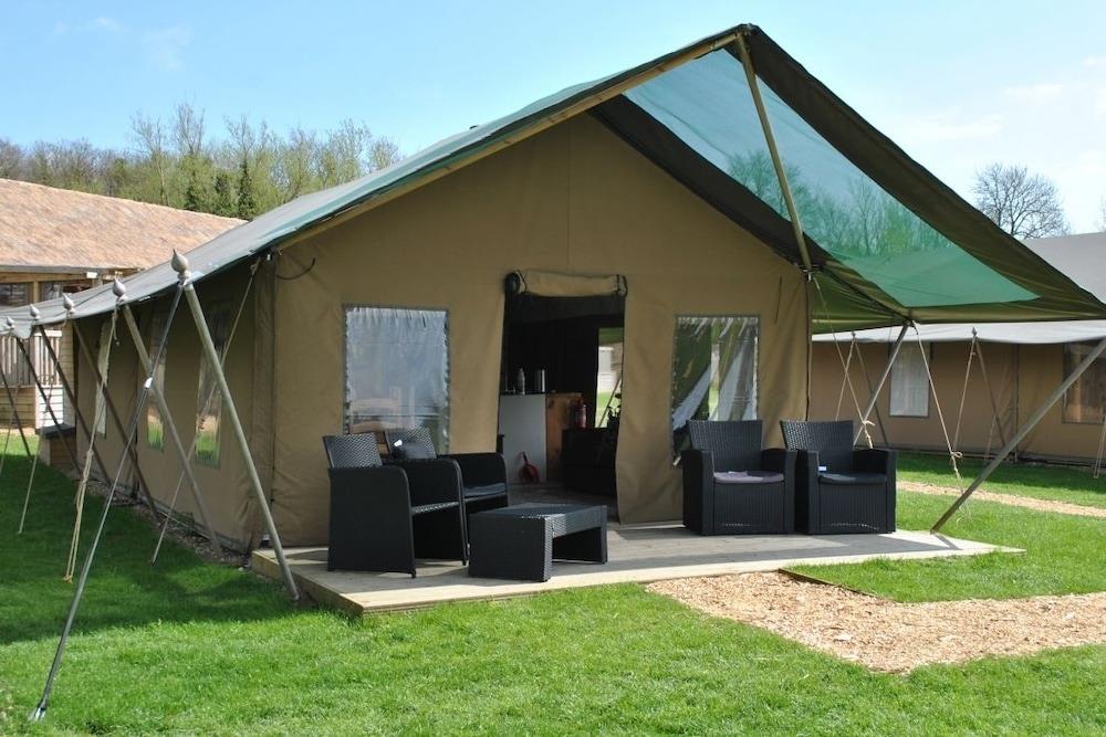 Bear Lodge Glamping