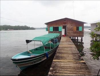 Kalis Casa Over The Sea