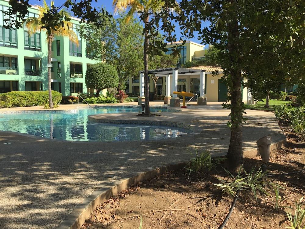 Aquatika Paraiso Tropical