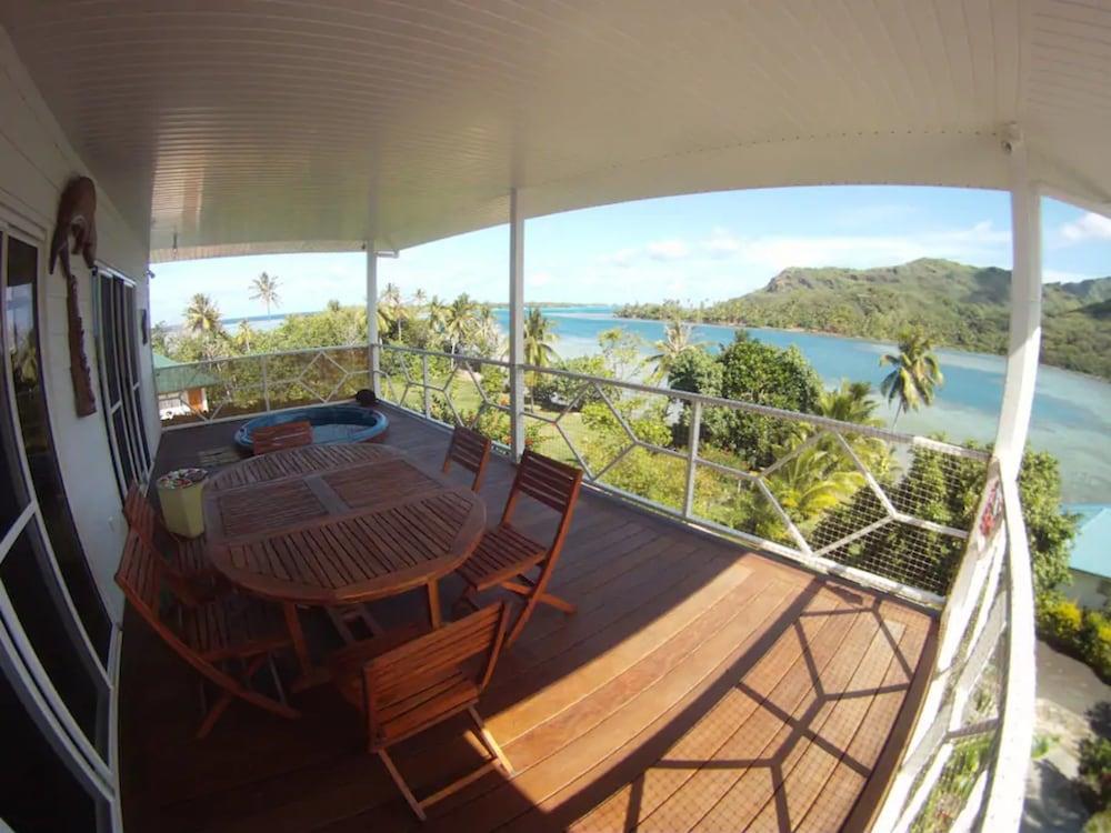 Huahine Apoomatai Bay Fare