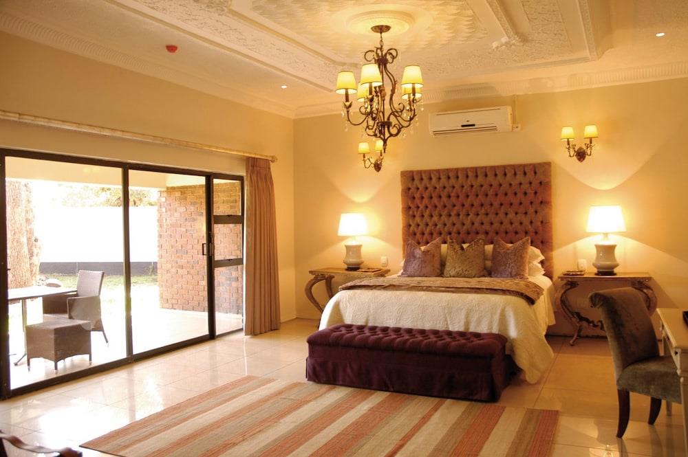 The Victoria Falls Deluxe Suites