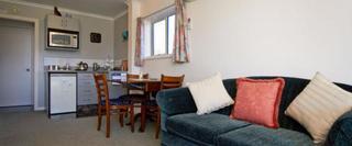 Austin Heights Quality Bed & Breakfast