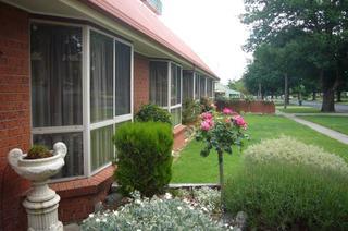 Aat 28 Goldsmith Motel