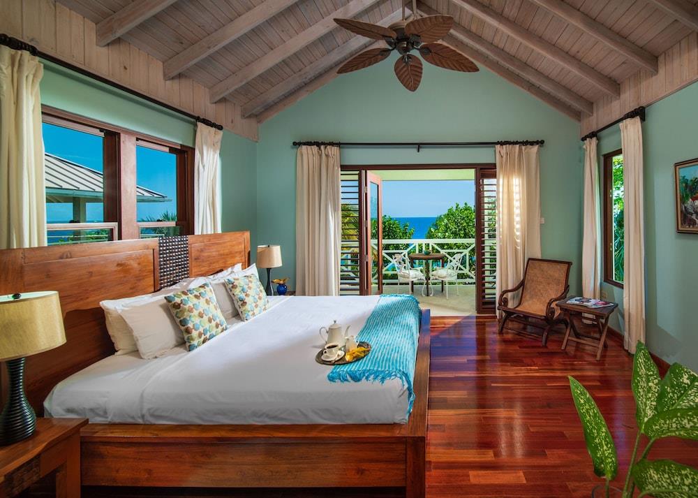 Little Waters On The Cliff