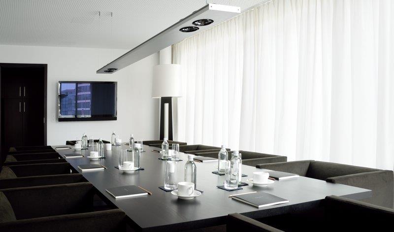 Albert Premier Hotel