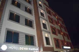 Hotel Kuber By Sky Stays