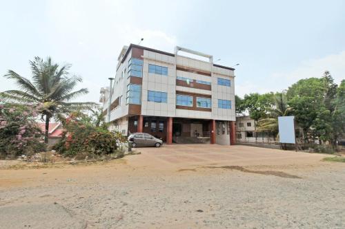 Leela Paradise Hassan