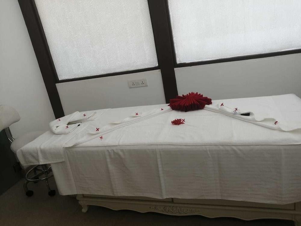 Juvana Resorts And Spa