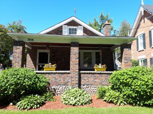 Susan's Sanctuary Bed & Breakfast