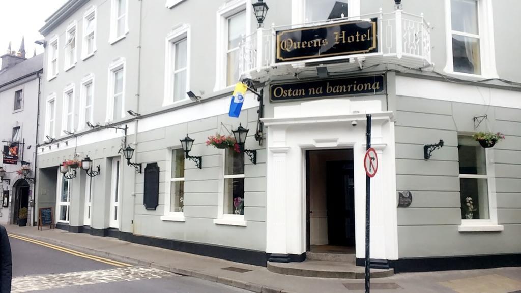 Queens Hotel And Nightclub