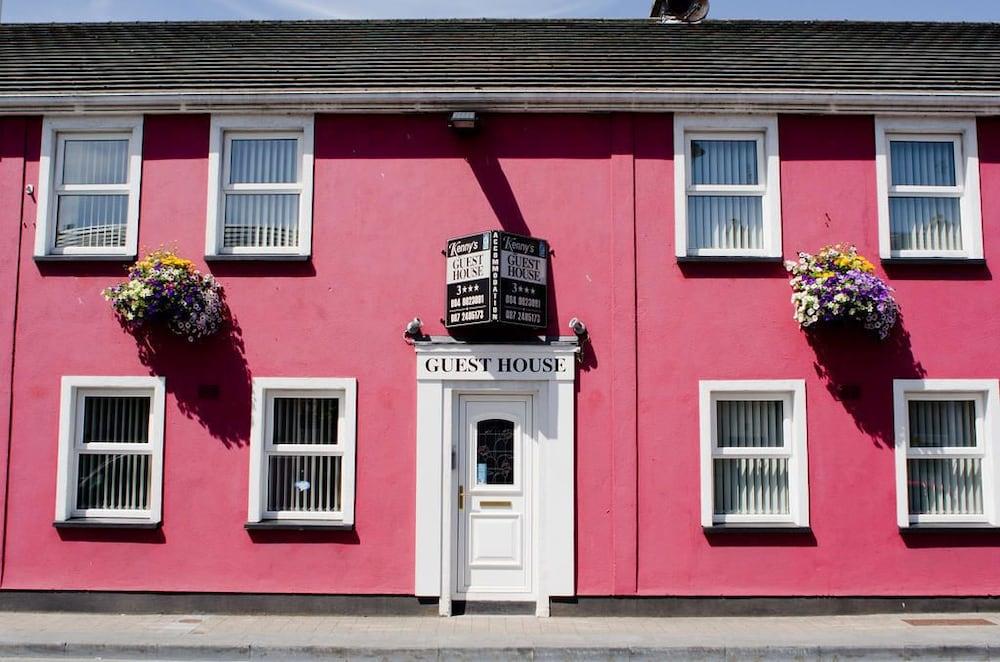 Kennys Guest House