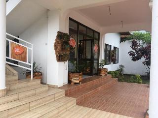 B&B Pure Africa Coffeebar