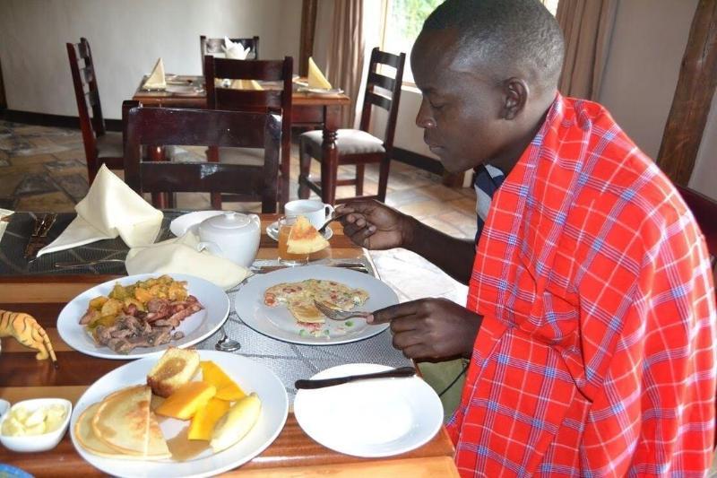 Ingagi Park View Lodge